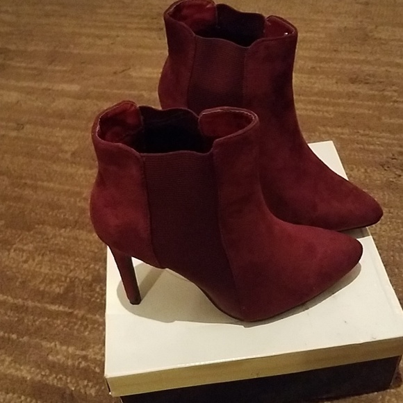 Boots - Picture 2 of 2